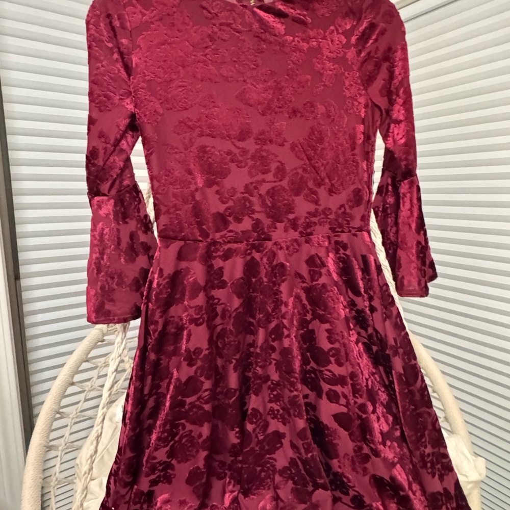 B.Darlin Elegant Burgundy Velvet Dress